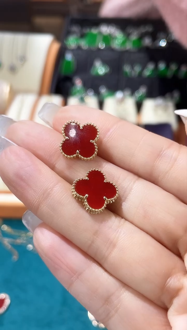 【闪购商品】玛瑙/玉髓耳钉18K金镶嵌耳饰