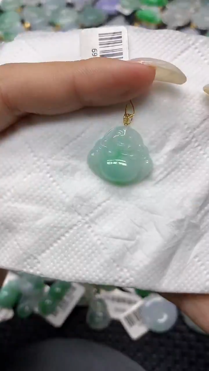 颈饰18K金镶嵌翡翠11111111111