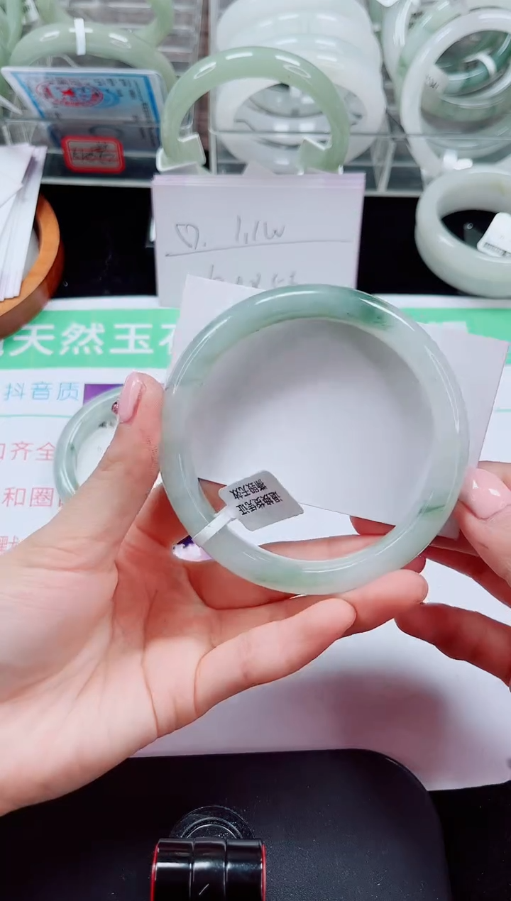 未镶嵌手镯石英质玉114-64/65