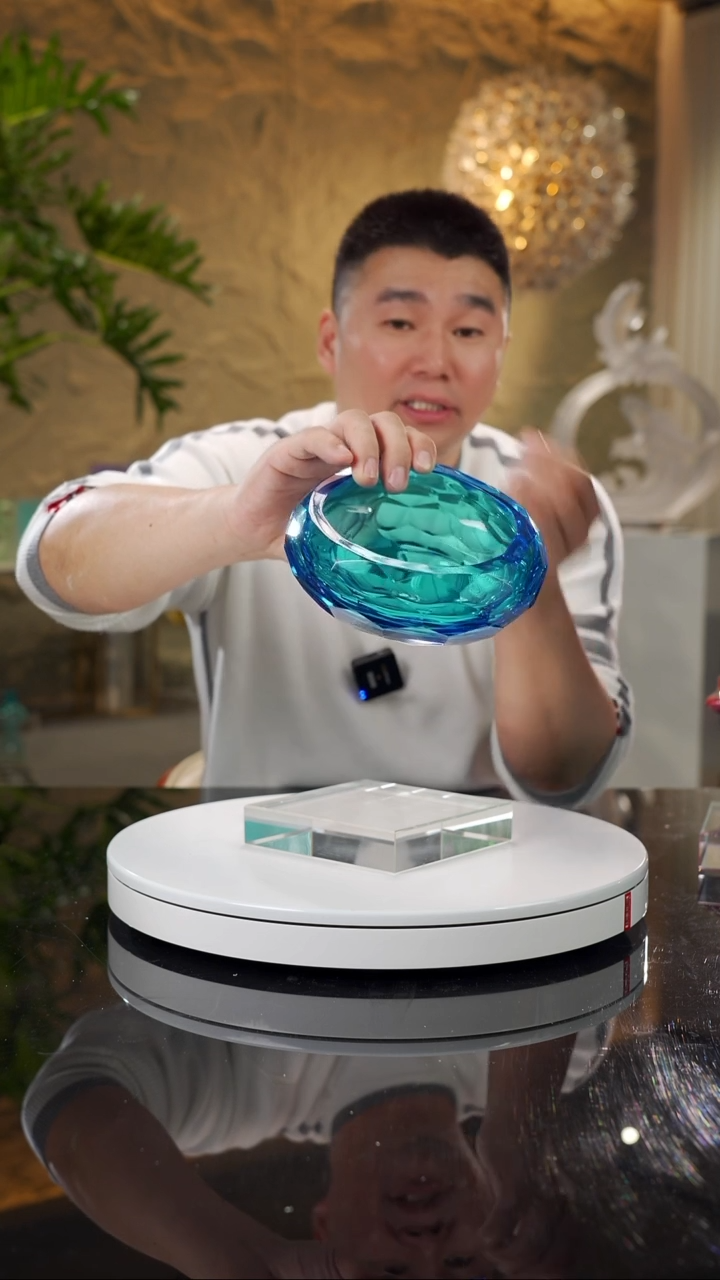 【闪购商品】瓷片福利天空蓝切面果碗