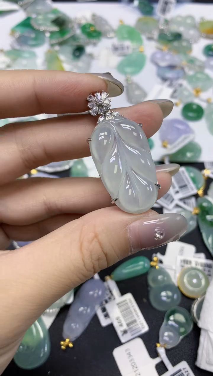 颈饰未镶嵌翡翠天然缅甸翡翠A货多样性发一件