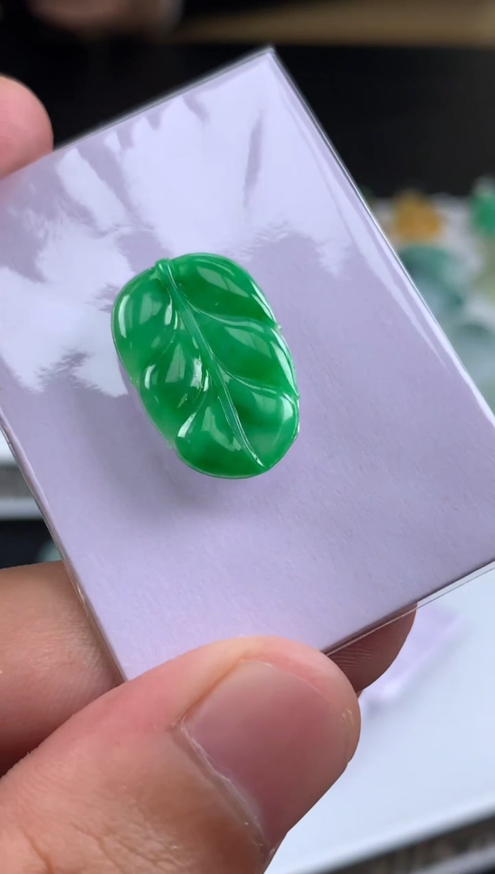 【闪购商品】定制翡翠未镶嵌翡翠