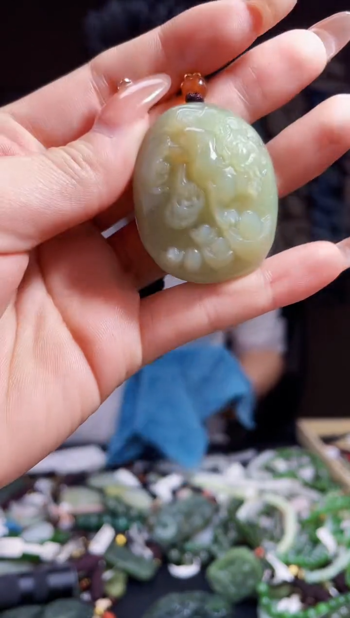 【闪购商品】和田玉颈饰未镶嵌拍一发一