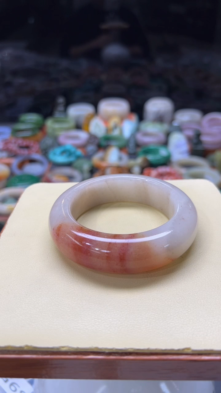 【闪购商品】石英质玉手镯未镶嵌017