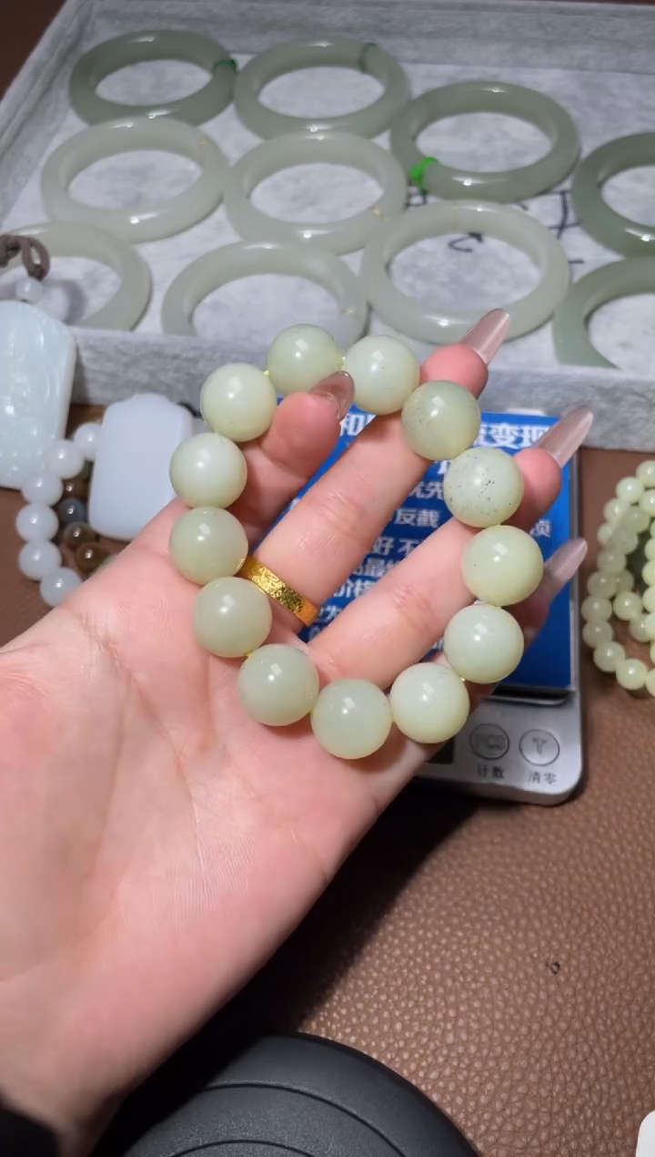 【闪购商品】和田玉手串未镶嵌675434