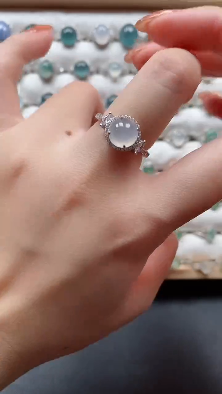 【闪购商品】翡翠戒指银S925镶嵌一物一证一礼盒