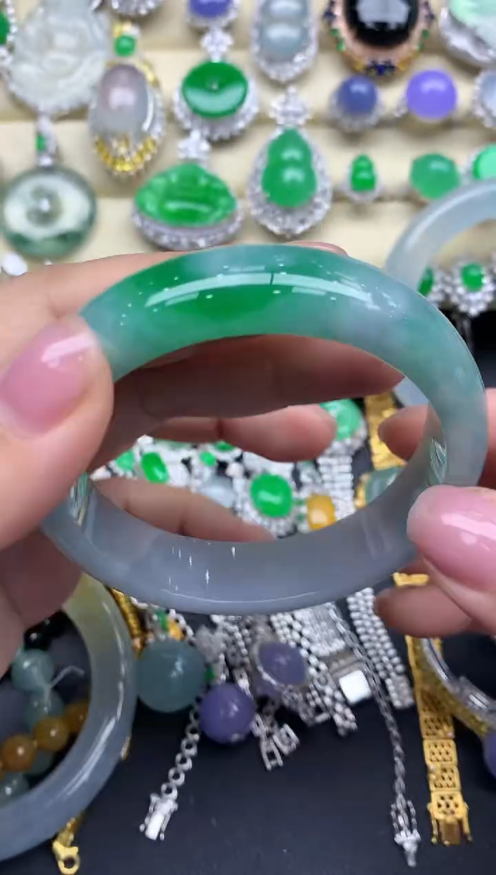 【闪购商品】翡翠手镯未镶嵌673-中国好珍宝