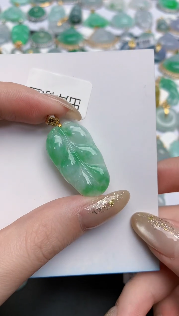 【闪购商品】翡翠颈饰18K金镶嵌天然缅甸翡翠A货