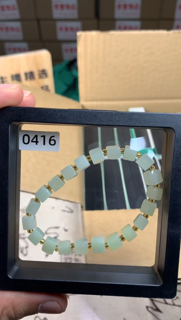 未镶嵌蛇纹石玉颈饰岫玉吊坠 天然岫玉 男女同款 带绳 无盒