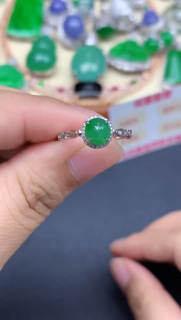 18K金镶嵌戒指翡翠466-中国好珍宝