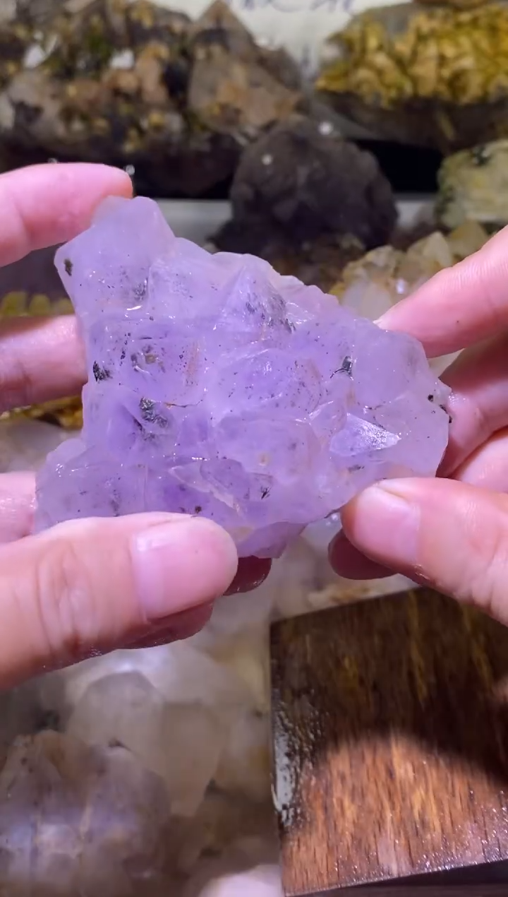 未镶嵌珠宝半成品水晶87号188g四川美姑超七花园水晶