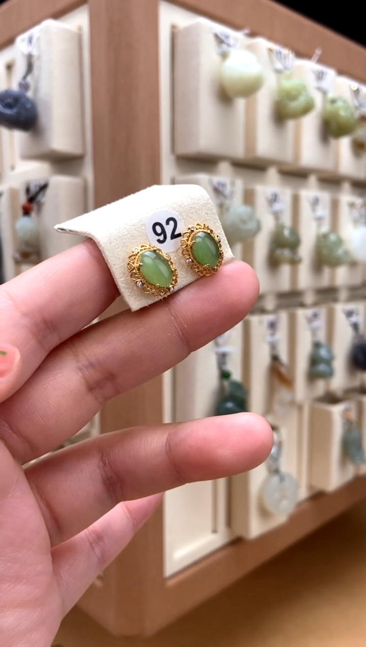 【闪购商品】和田玉（碧玉）耳饰银S925镀金镶嵌碧玉耳钉