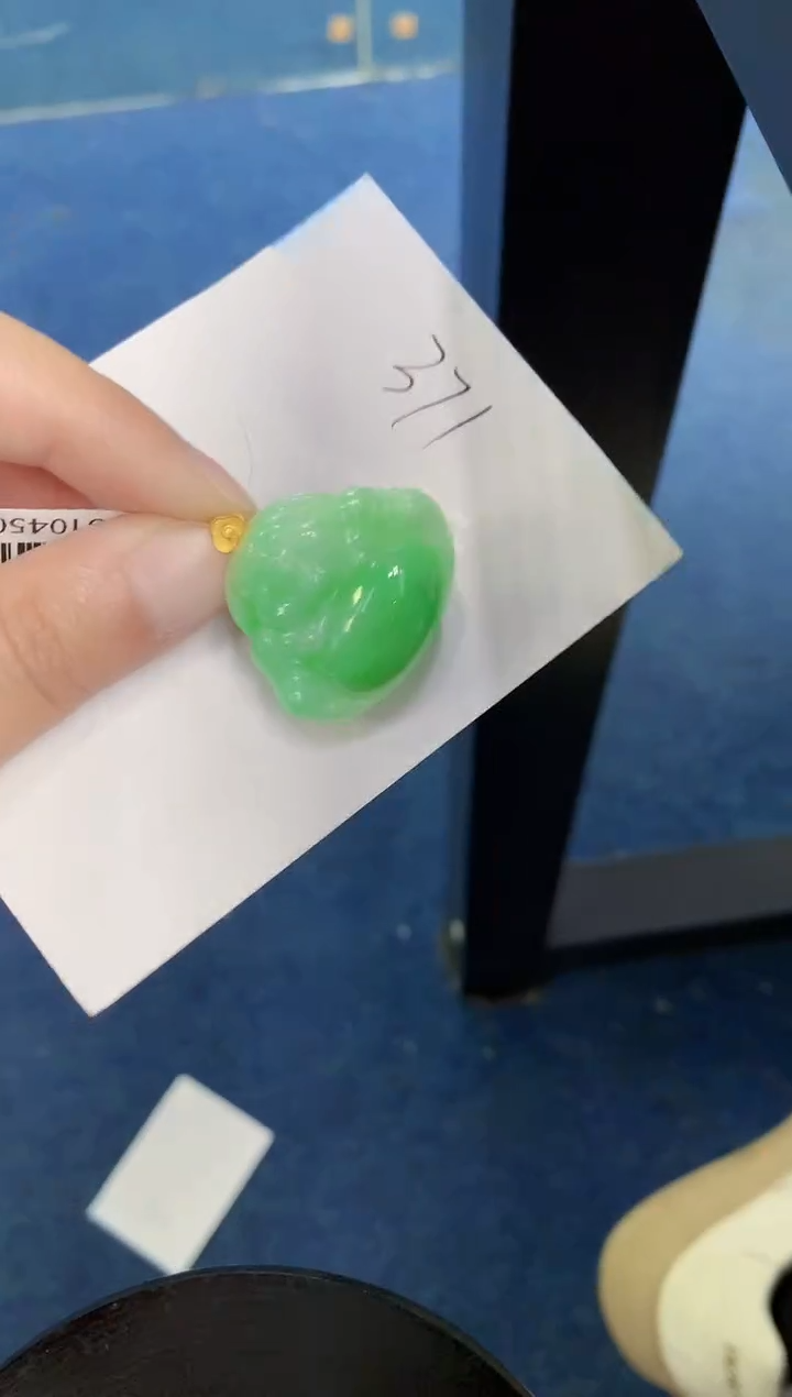 翡翠18K金镶嵌颈饰000000000