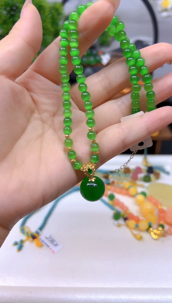 未镶嵌颈饰碧玺X526