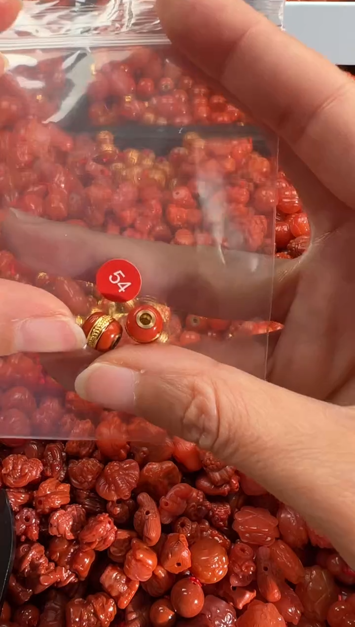 【闪购商品】南红玛瑙颈饰未镶嵌1