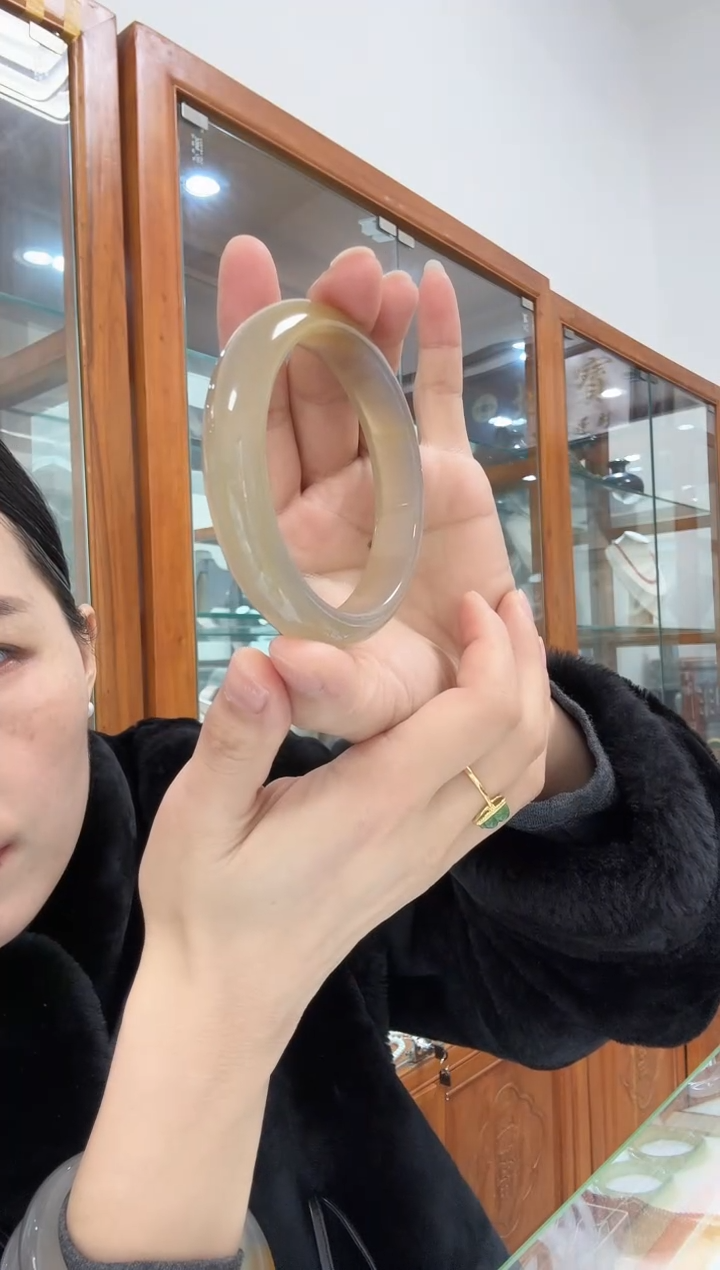 手镯玛瑙/玉髓未镶嵌61.5口径