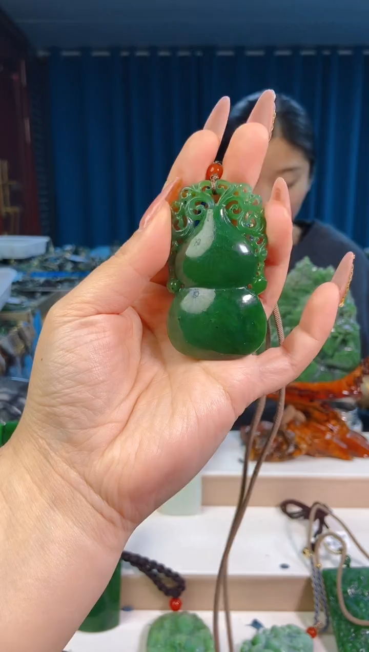 【闪购商品】和田玉挂件未镶嵌1