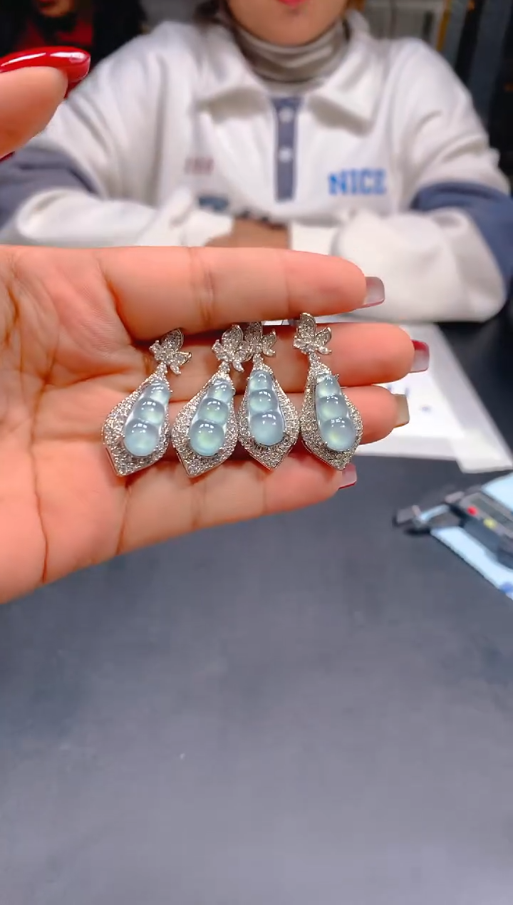 【闪购商品】定制翡翠未镶嵌80定制翡翠-多样性发货 {发其 一}