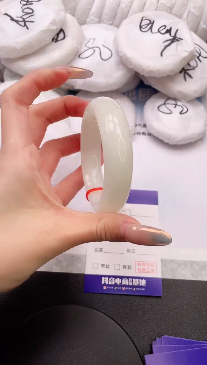 【闪购商品】和田玉手镯未镶嵌11K462-54