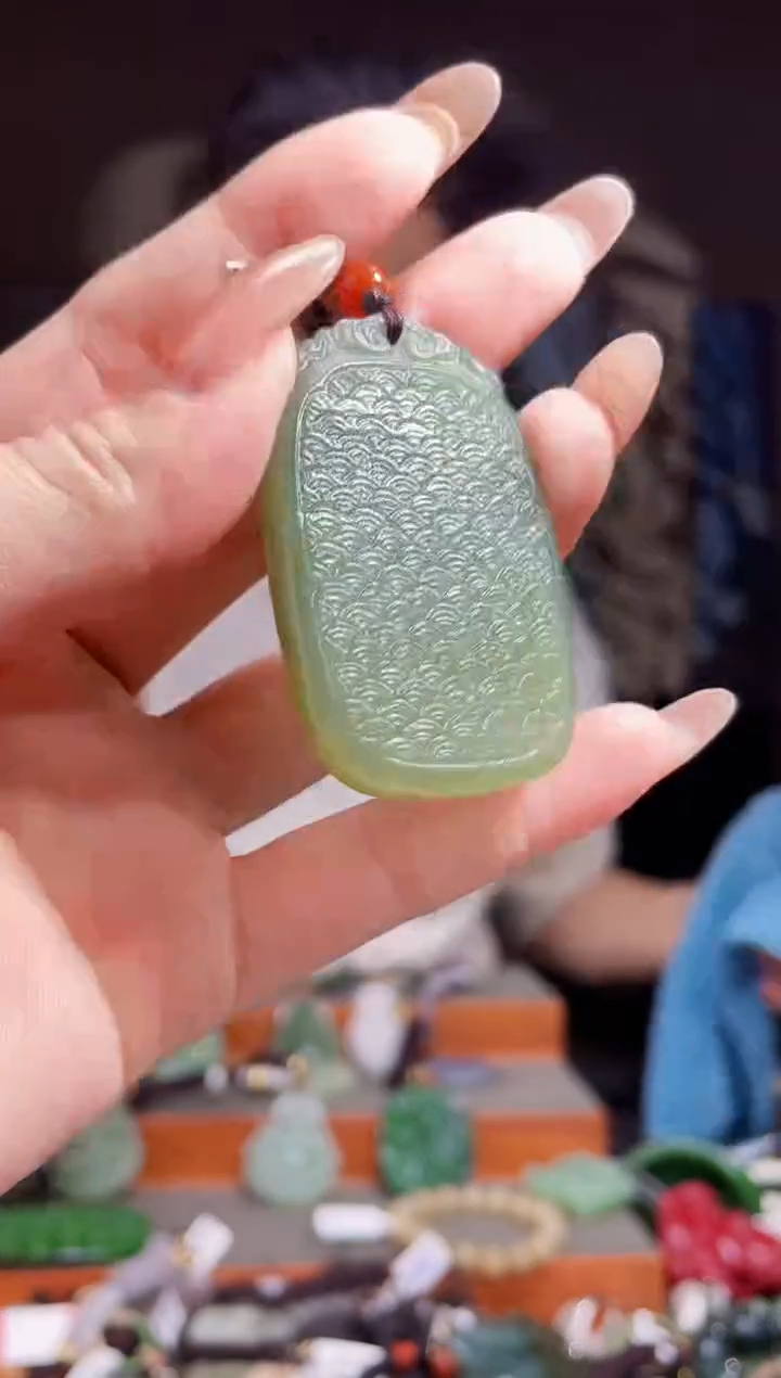 【闪购商品】和田玉颈饰未镶嵌拍一发一