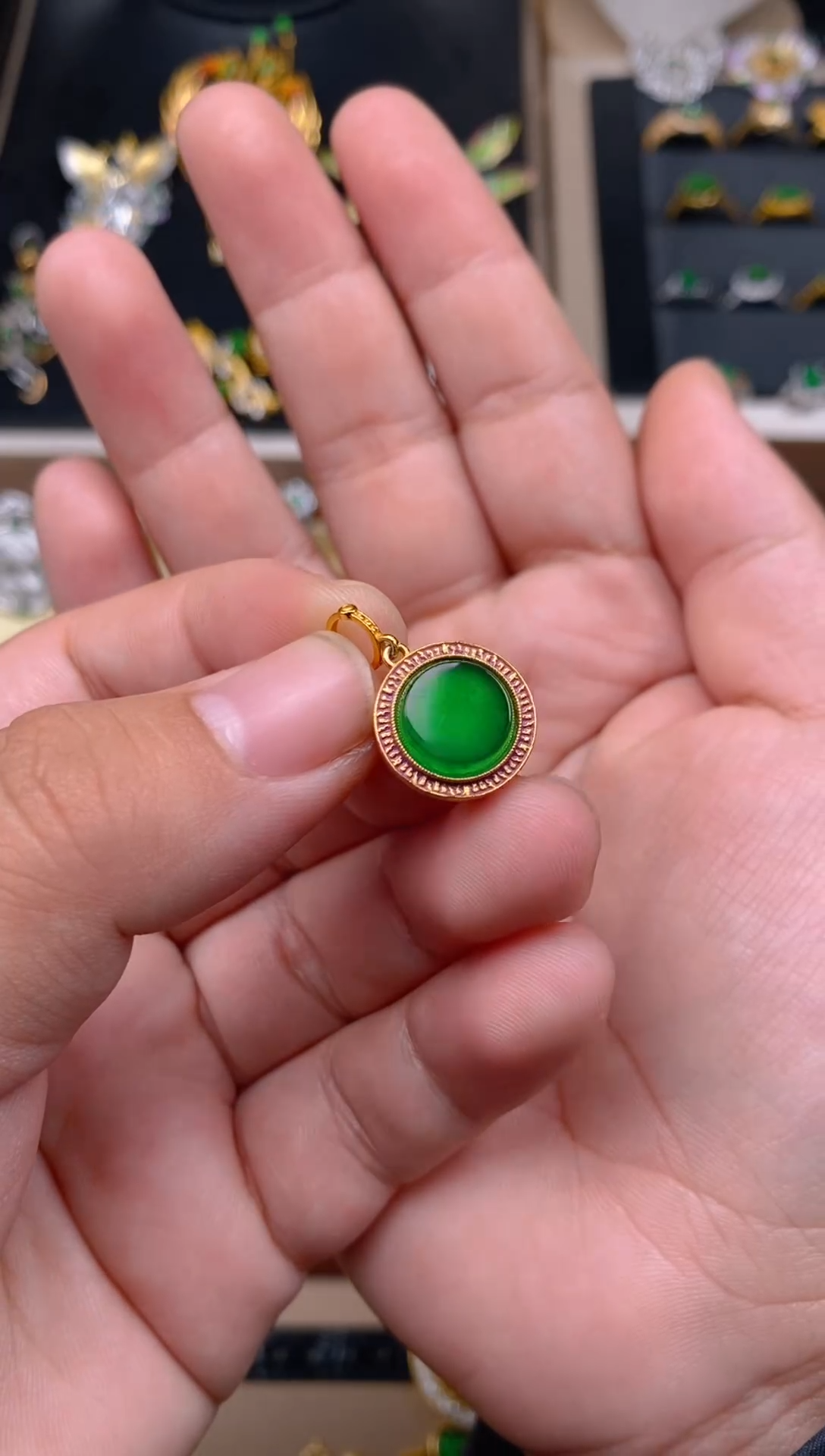 【闪购商品】翡翠吊坠(不含链)银S925镶嵌圆牌