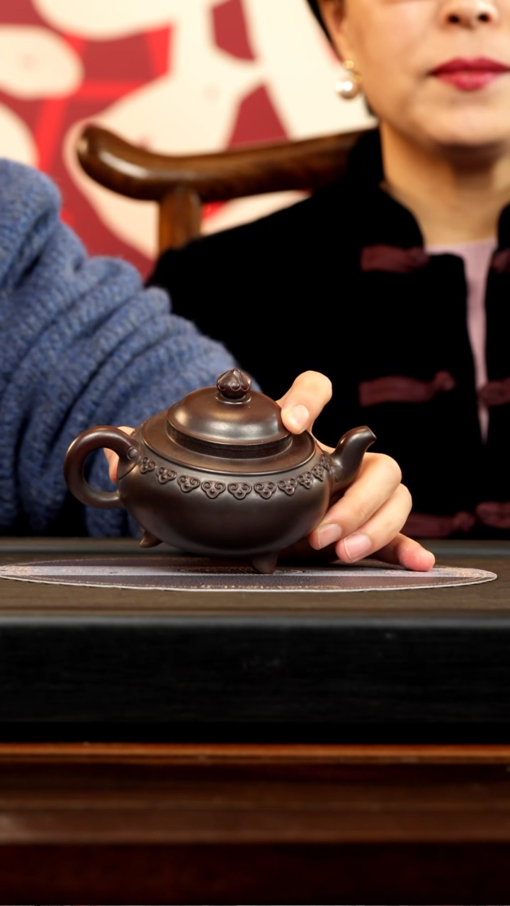 【闪购商品】紫砂茶壶QYJ 骨乌泥 云肩如意