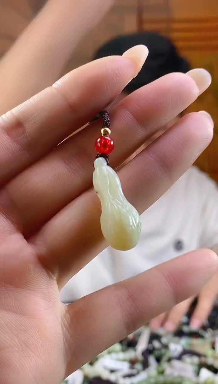和田玉未镶嵌颈饰多样性发货，拍一发一