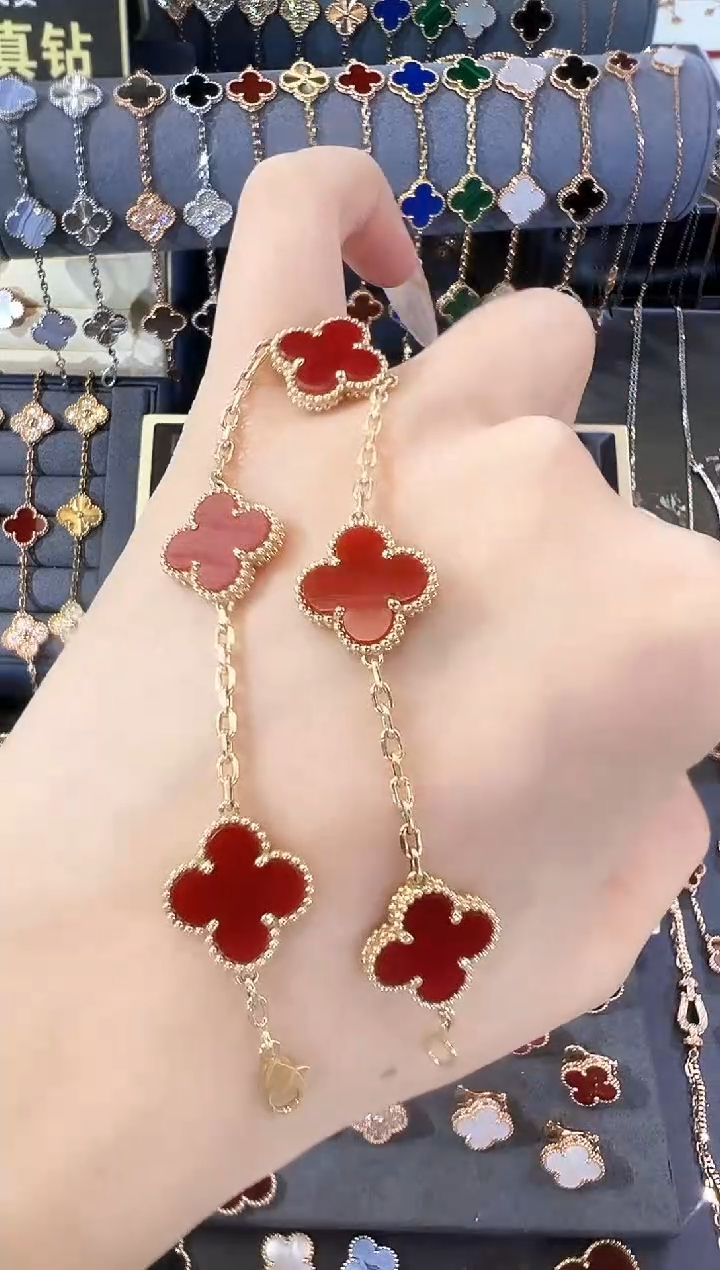 【闪购商品】玛瑙/玉髓手链18K金镶嵌K黄手链