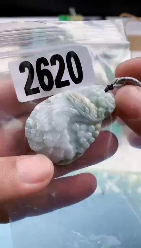 【闪购商品】翡翠挂件未镶嵌天然翡翠吊坠挂件
