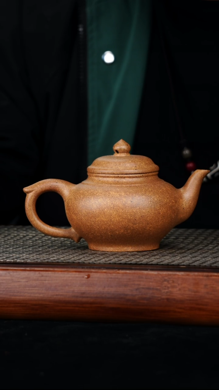 茶壶紫砂原矿高温段泥笑樱280