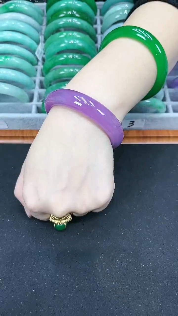 【闪购商品】砖雕s17 紫罗兰手镯 圈口53-60