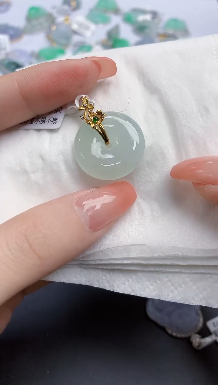 【闪购商品】翡翠颈饰18K金镶嵌天然缅甸翡翠A货