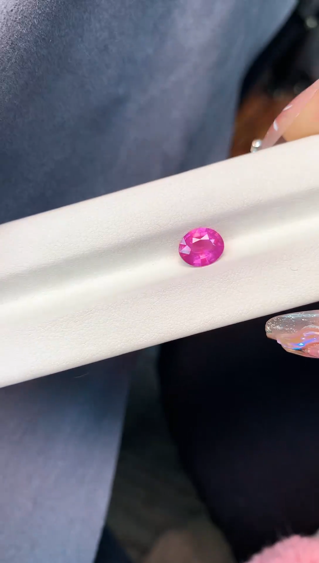 【闪购商品】尖晶石裸石未镶嵌2.03克拉热粉马亨盖