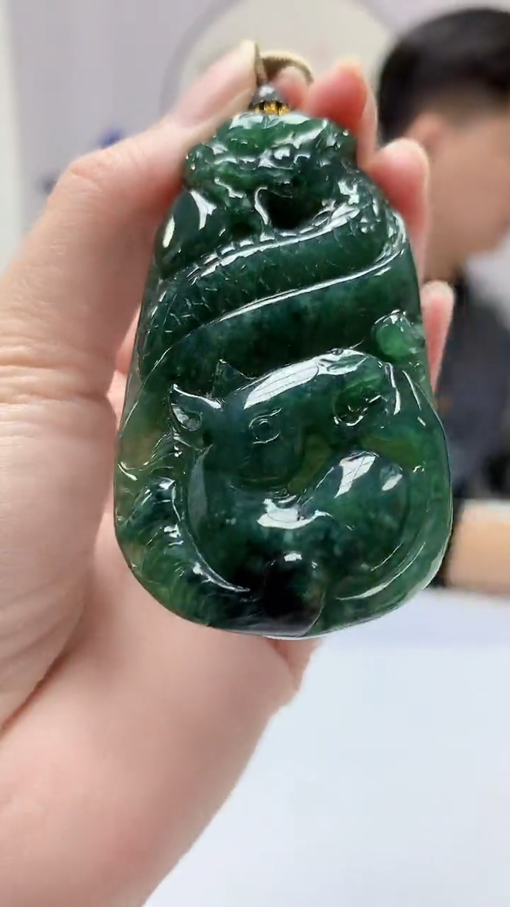 【闪购商品】定制翡翠未镶嵌4917zm-毛货挂件78龙马