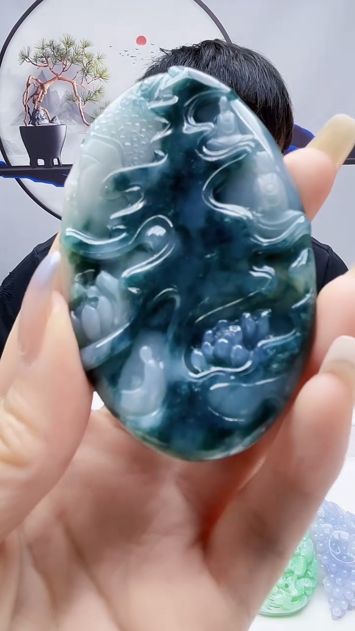 未镶嵌定制翡翠毛货挂件68