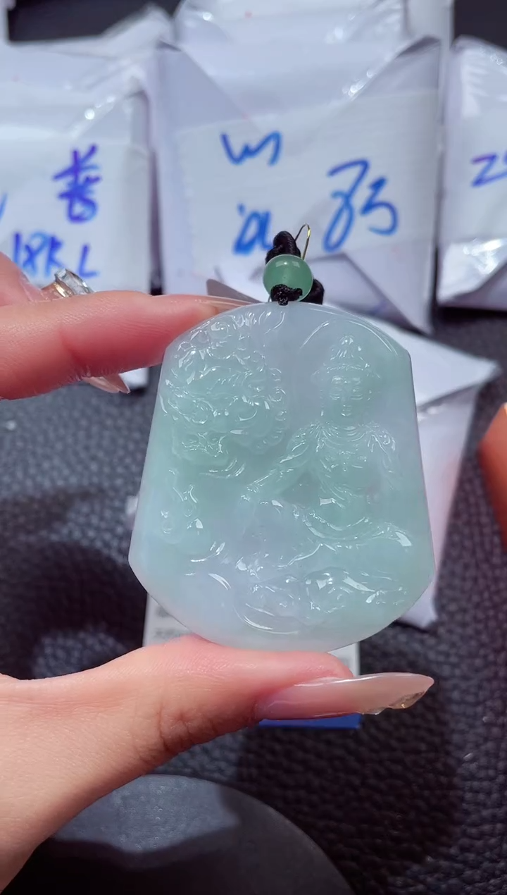 颈饰未镶嵌翡翠202612