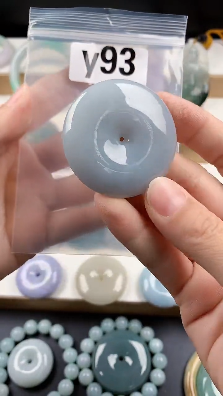 颈饰未镶嵌翡翠天然翡翠吊坠挂件
