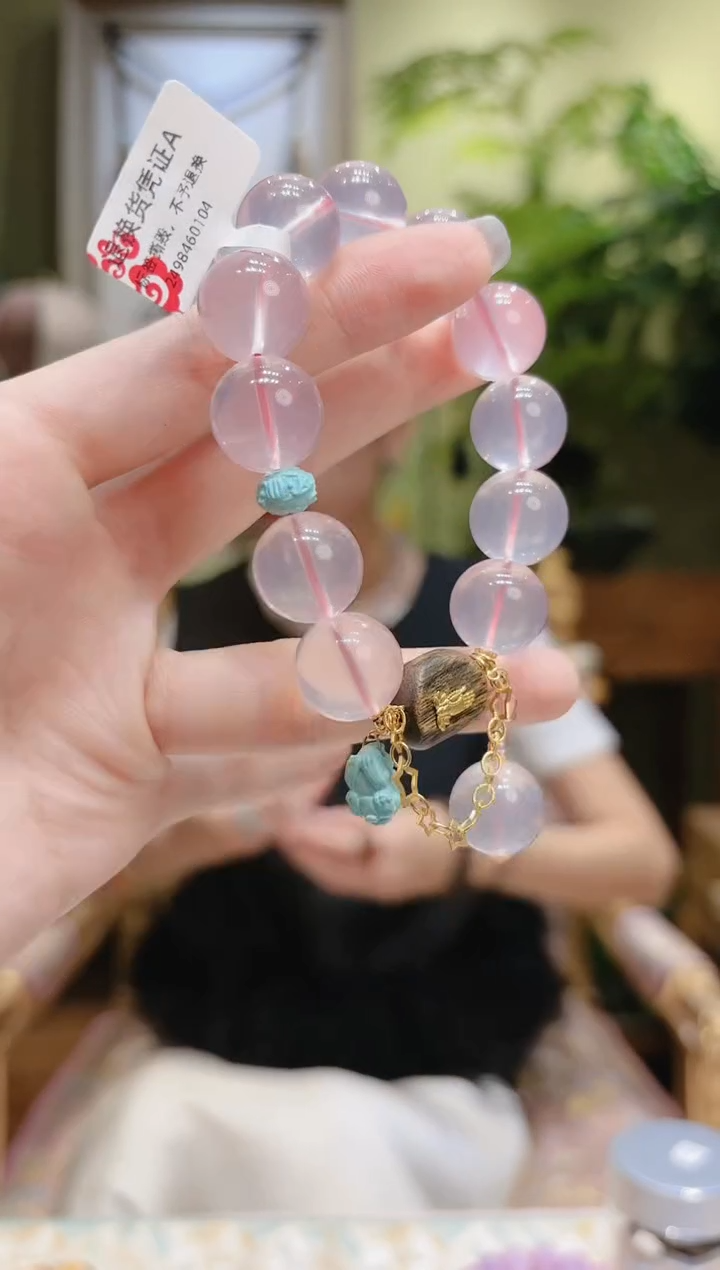 【闪购商品】水晶手串18K金镶嵌单珠提溜粉水晶手串