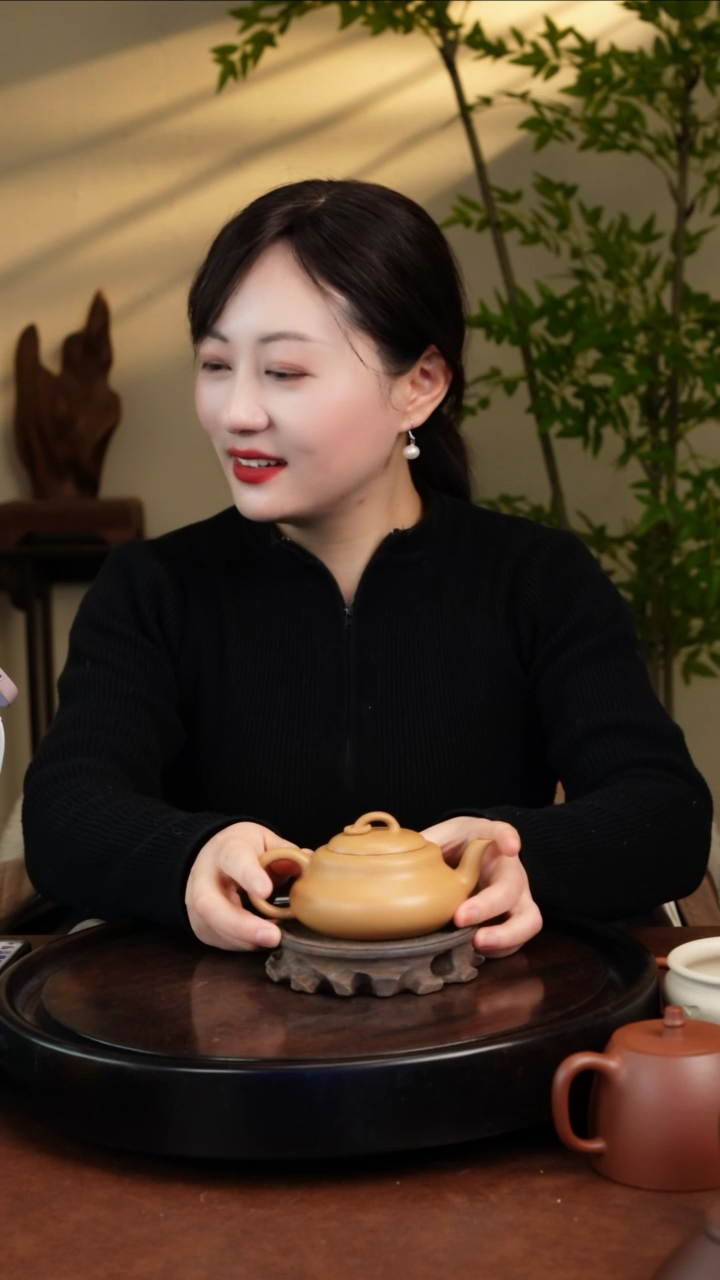 【闪购商品】紫砂茶壶原矿天青祥云汉瓦150CC