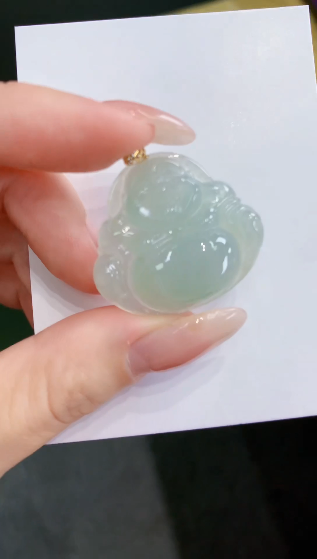 翡翠18K金镶嵌颈饰天然缅甸a货翡翠