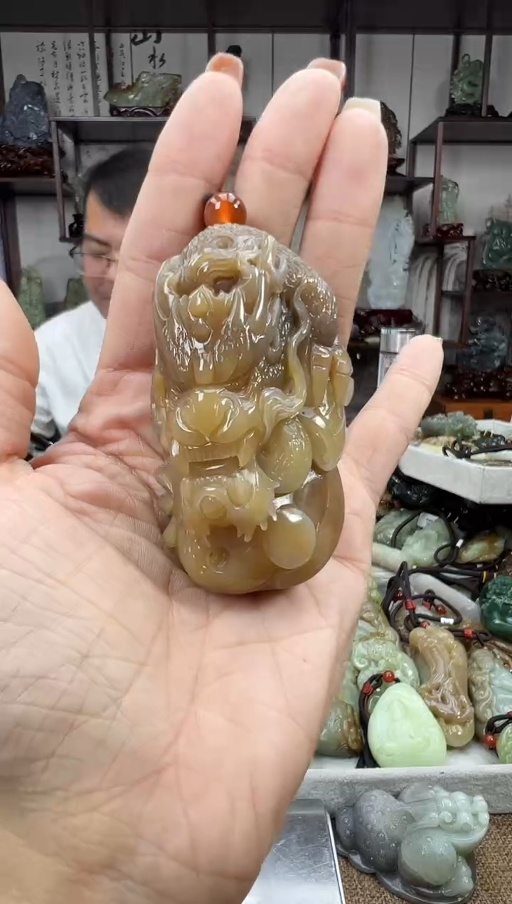 未镶嵌和田玉把件1