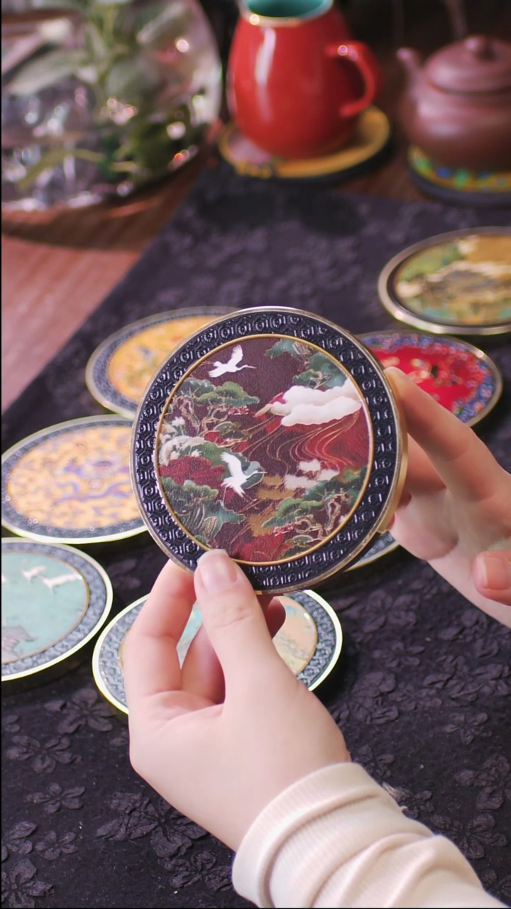 壹藏贰宝闲云野鹤图案铜圈杯垫一片
