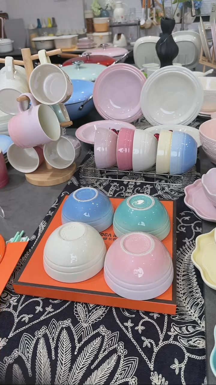 【闪购商品】瓷四色米饭碗