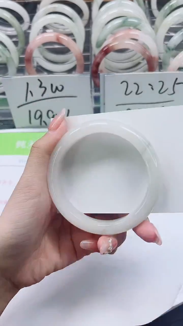 【闪购商品】石英质玉手镯未镶嵌A306-59/60