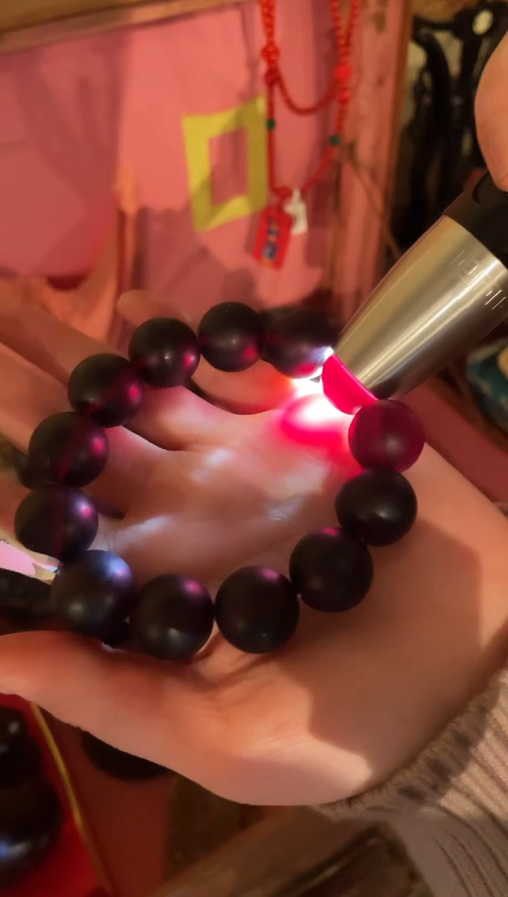 【闪购商品】琥珀颈饰未镶嵌黑破