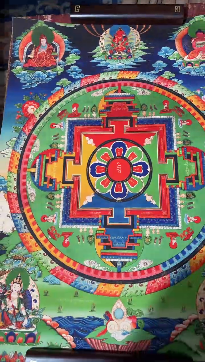 卷轴画龙妹的唐卡tk16