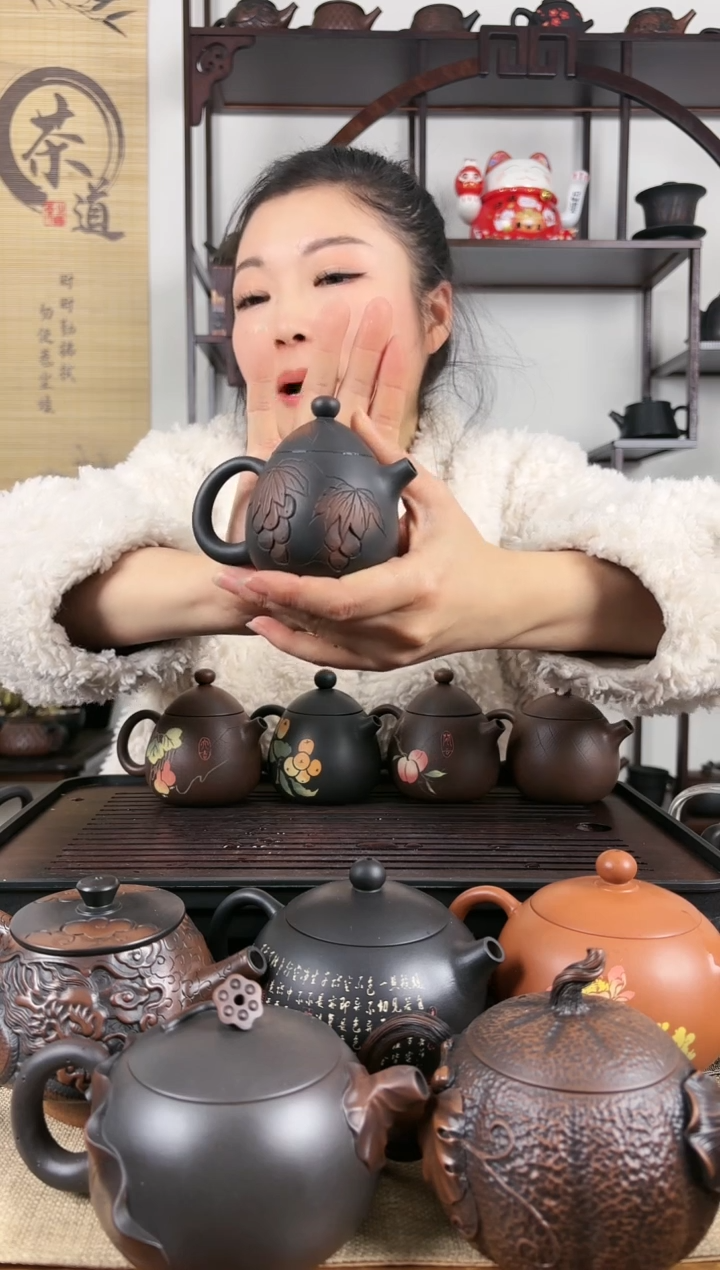 【闪购商品】壶球孔 100cc 雕刻葡萄 龙蛋壶