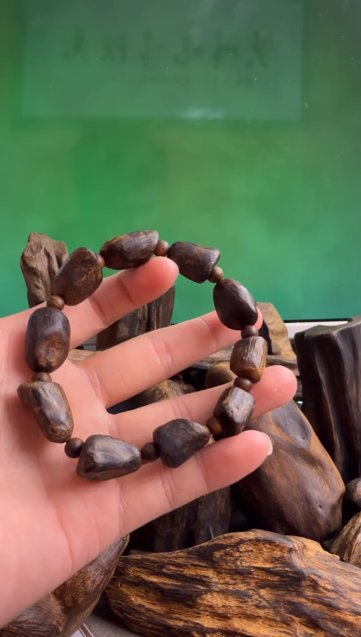 沉香手串留疤多样性发一