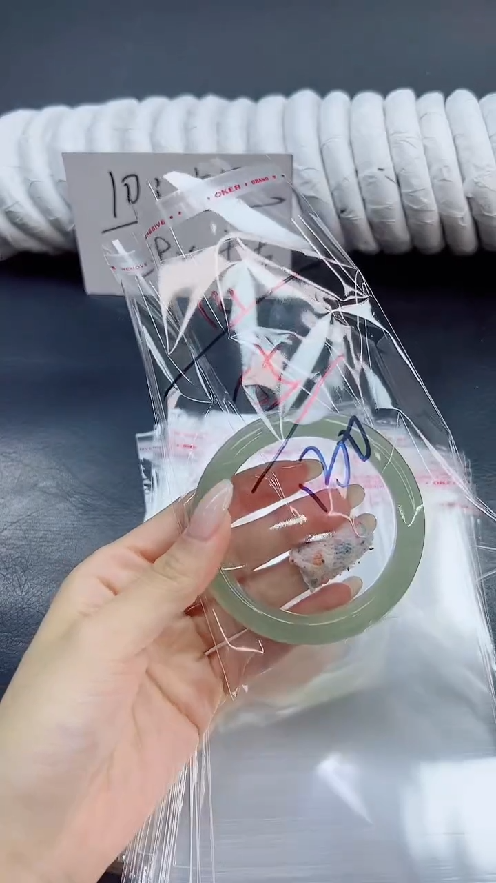 未镶嵌手镯石英质玉111/55