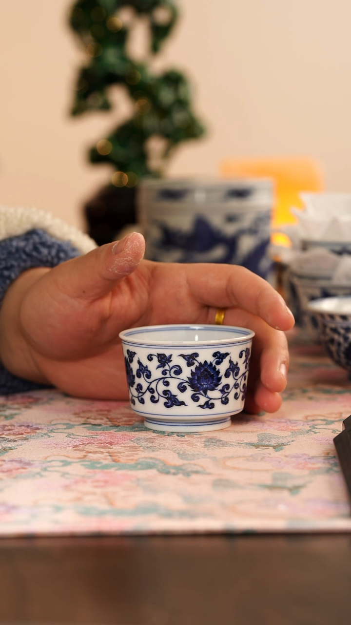 【闪购商品】松风馆缠枝宝相杯